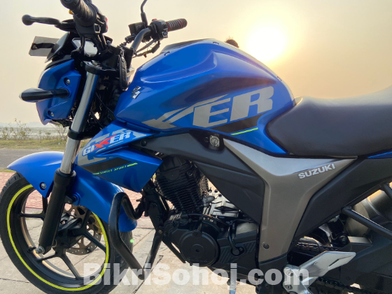 Suzuki Gixxer